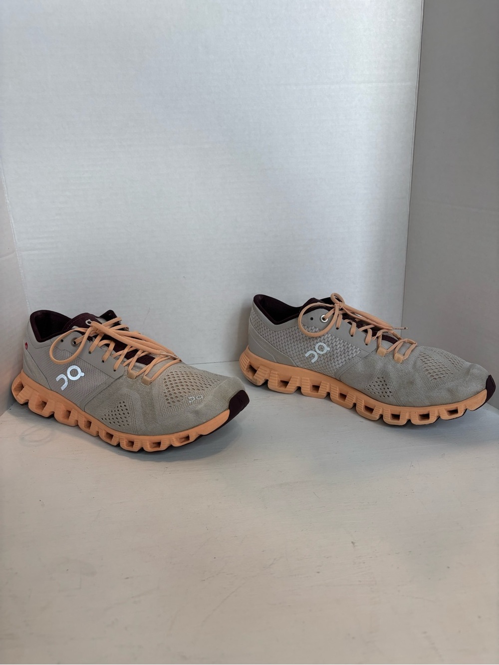 On Cloud X Swiss Engineering Athletic Running Sneakers Women’s Size 10.5